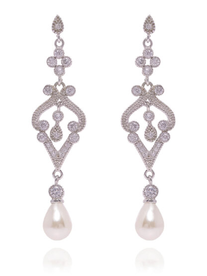 Cauti o Pereche de Cercei Deosebiti cu Cristale si Perle? Comandă Cercei de Mireasă Lungi Cristale Perle de Ocazie Novia Regia